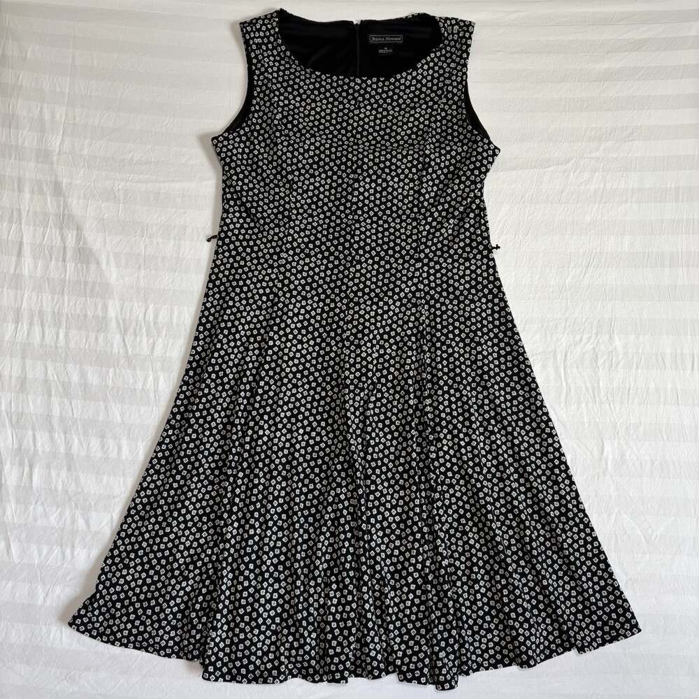 Jessica Howard Dress Womens 12 Black White Geometric Fit Flare Sleeveless